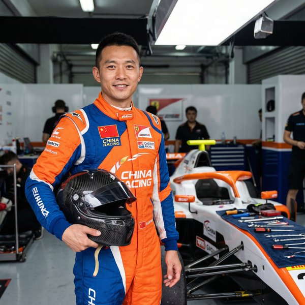 国产自拍赛车手顾问